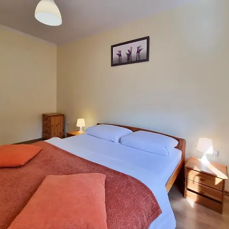 Apartment Przy Parku Zdrojowym - Darmowy Parking *